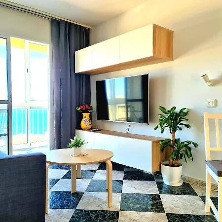 Sun & Sea Apartment *