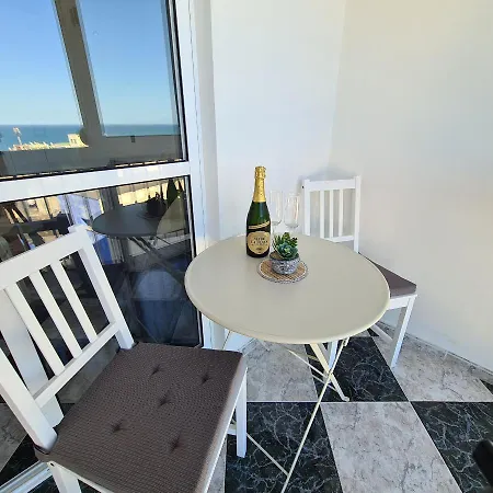 Sun & Sea Апартаменти *